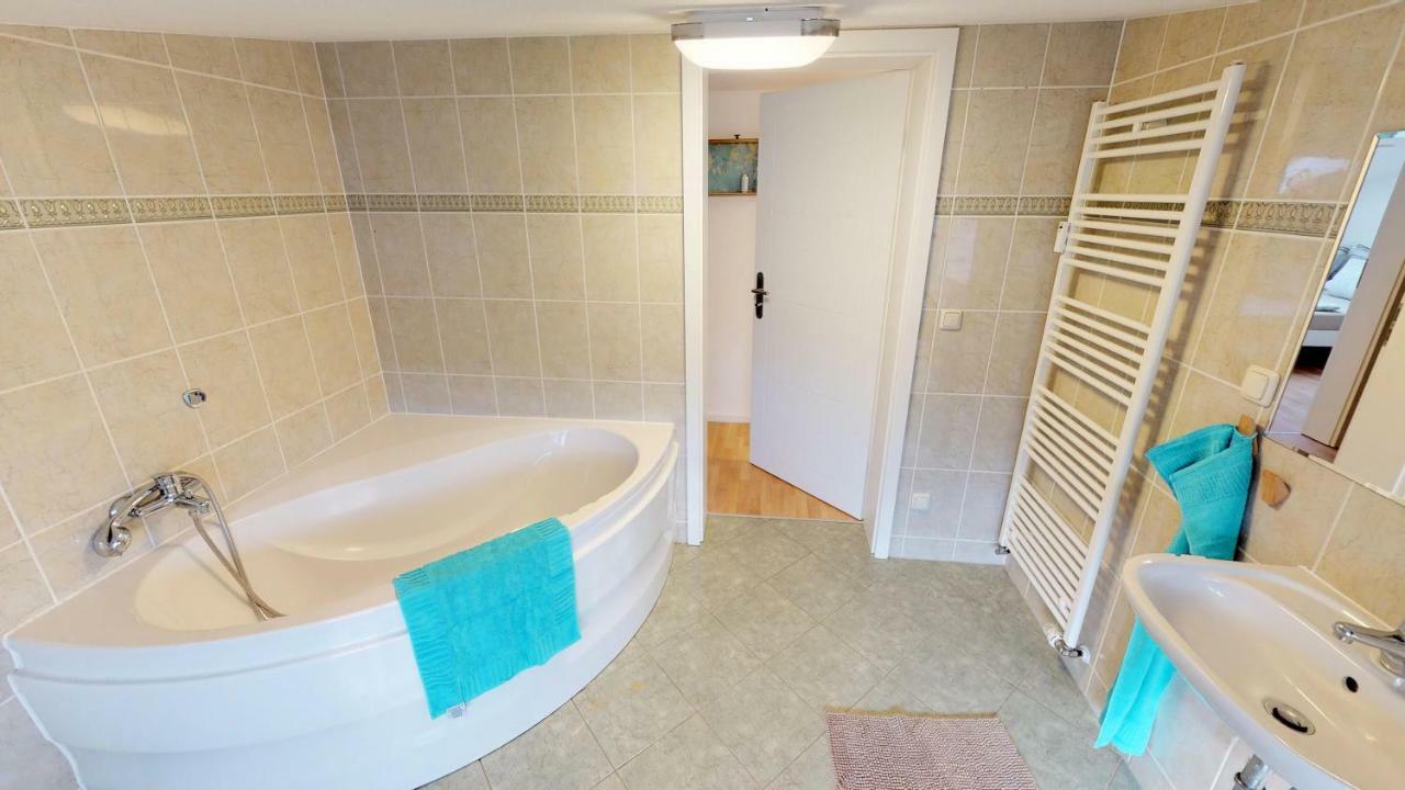 Altes Warmbad Wolgast Apartment Luaran gambar